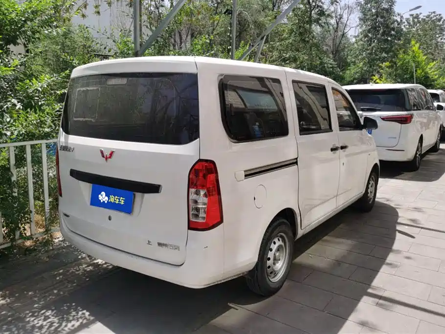 Wuling Rongguang V 2020 — фото 3