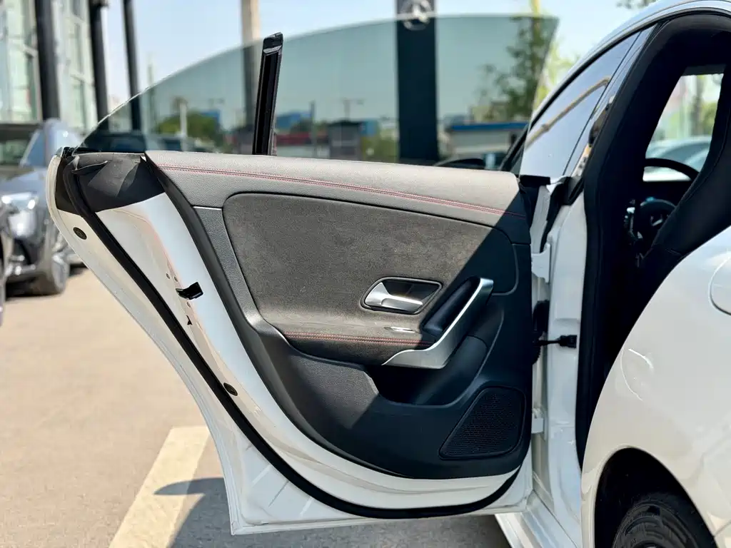Mercedes-Benz CLA 2022 — фото 11