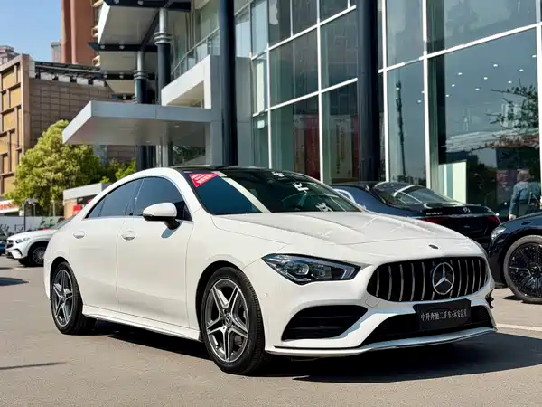 Mercedes-Benz CLA 2022