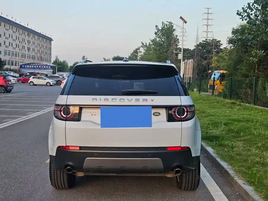 Land Rover Discovery Sport 2017 — фото 5