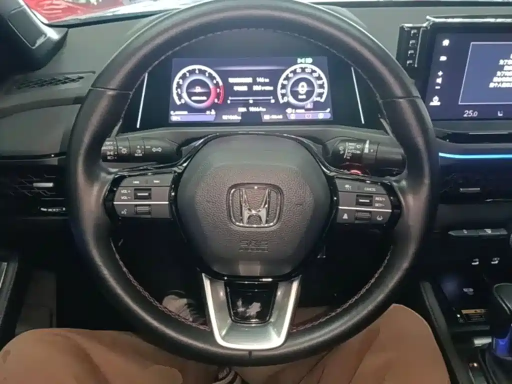 Honda Accord 2023 — фото 11