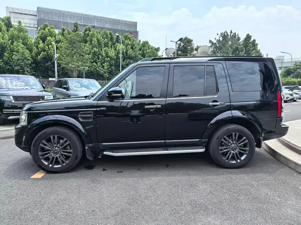 Land Rover Discovery 2017