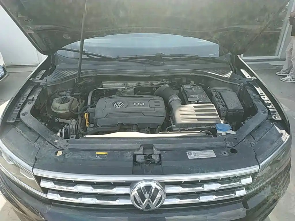 Volkswagen Tiguan L 2017 — фото 20