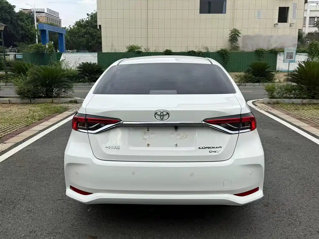 Toyota Corolla 2021 — фото 10