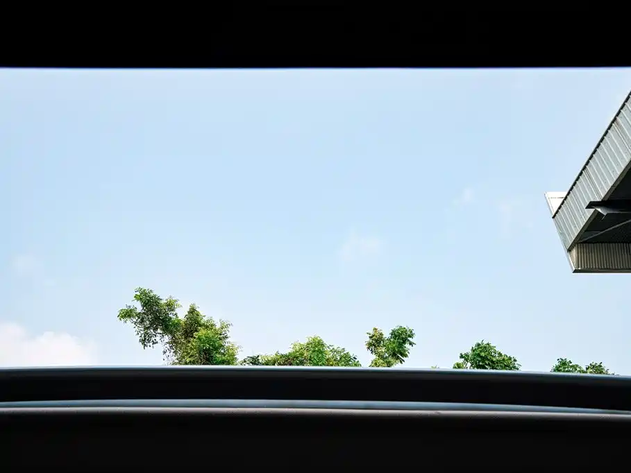 Toyota Camry 2018 — фото 18