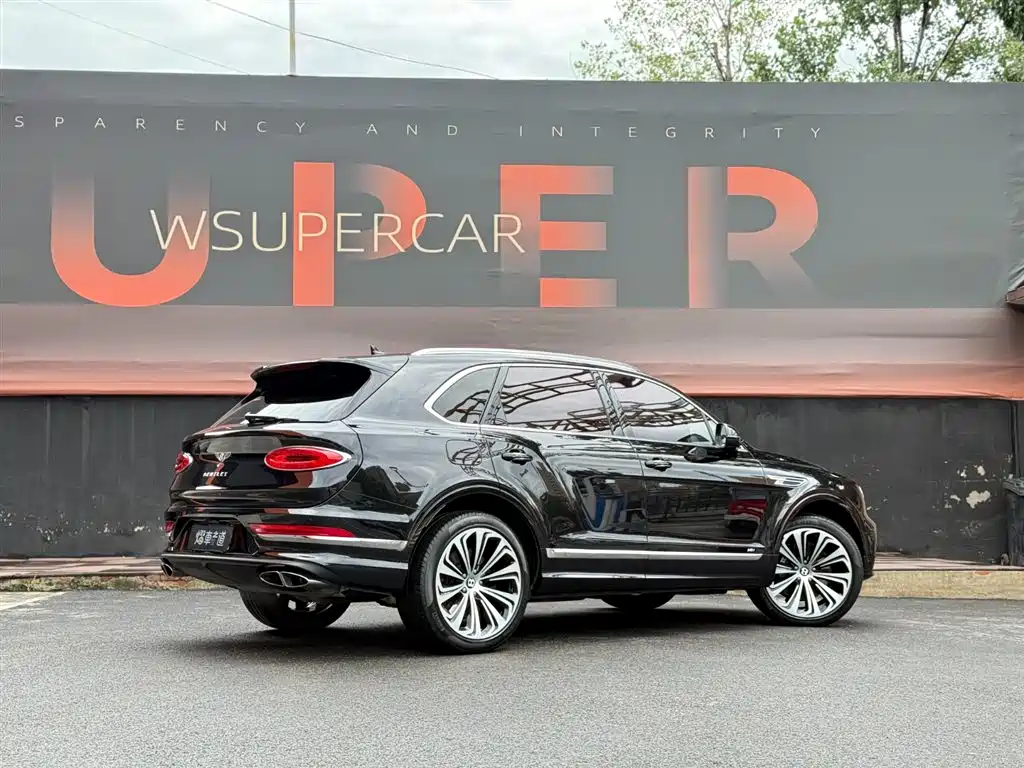 Bentley Bentayga 2022