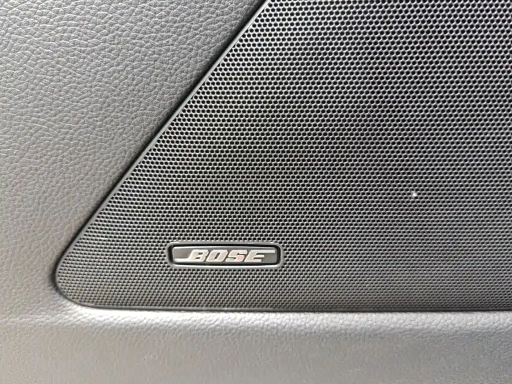 Infiniti M 2010 — фото 16