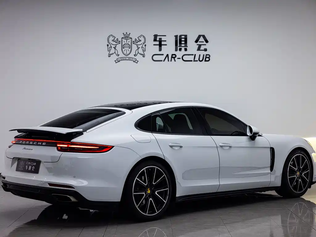 Porsche Panamera 2019 — фото 5