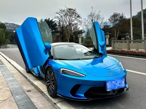 McLaren GT 2019