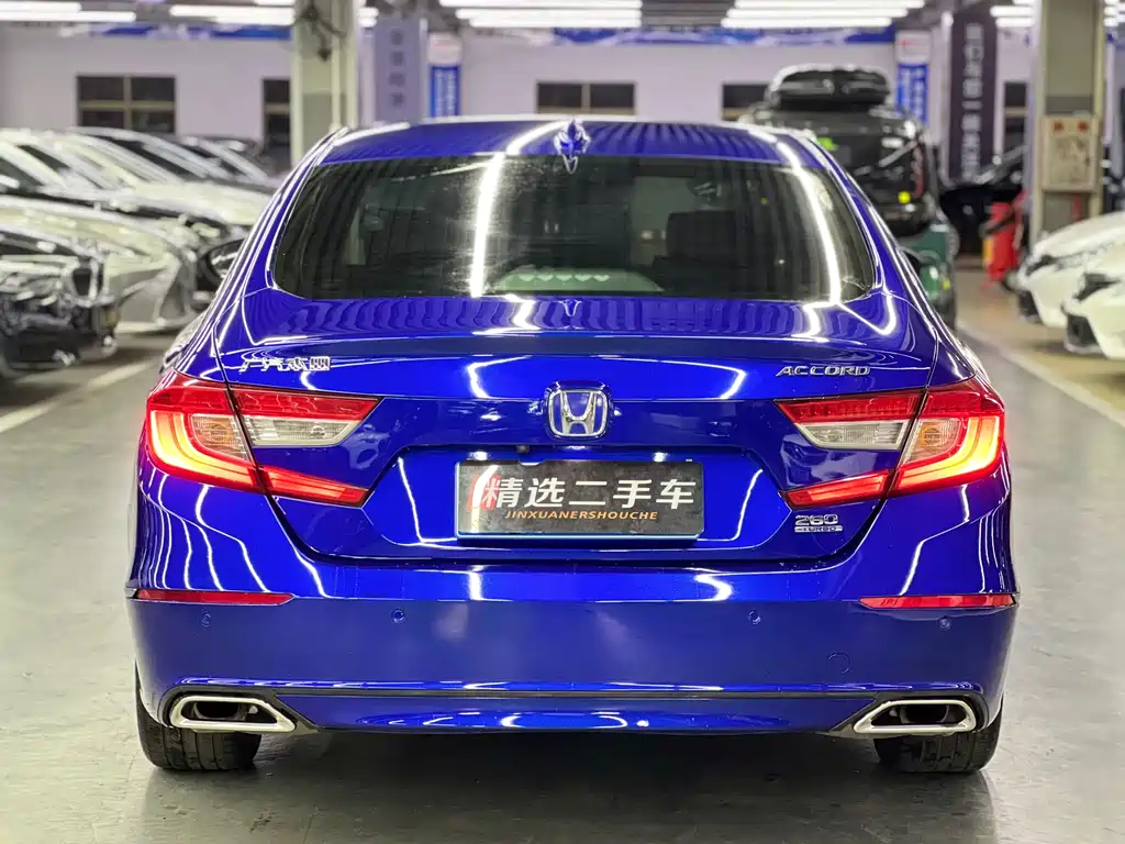 Honda Accord 2018 — фото 6