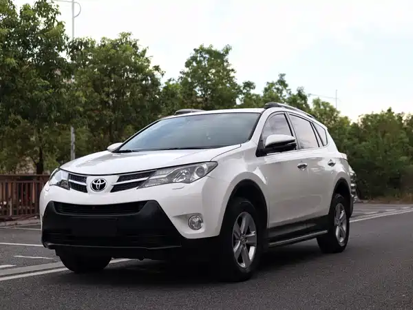 Toyota RAV4 2014