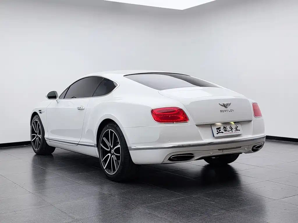Bentley Continental 2013 — фото 8
