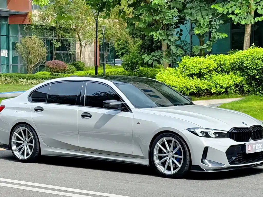 BMW 3 Series 2024