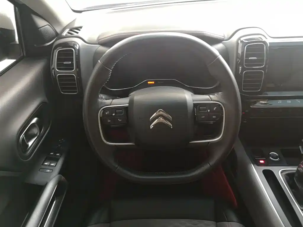 Citroen C5 AIRCROSS 2018 — фото 11