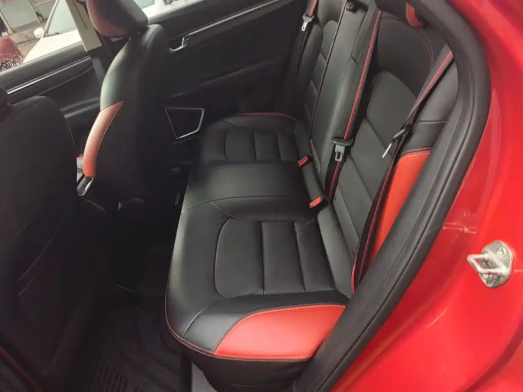 Geely Emgrand GS 2020 — фото 17