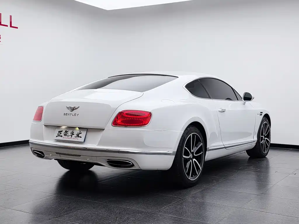 Bentley Continental 2013 — фото 7