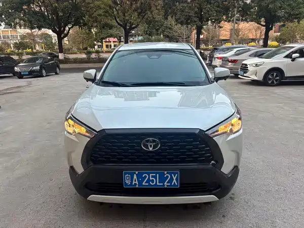 Toyota Corolla Cross 2023
