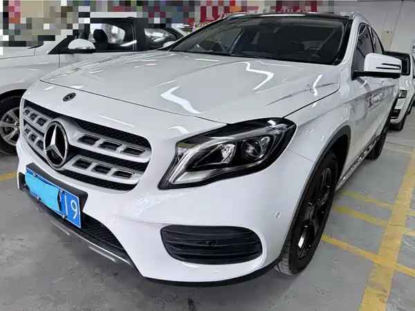 Mercedes-Benz GLA 2019