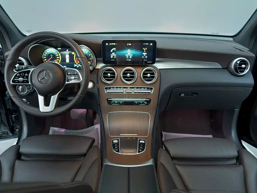 Mercedes-Benz GLC 2021 — фото 11