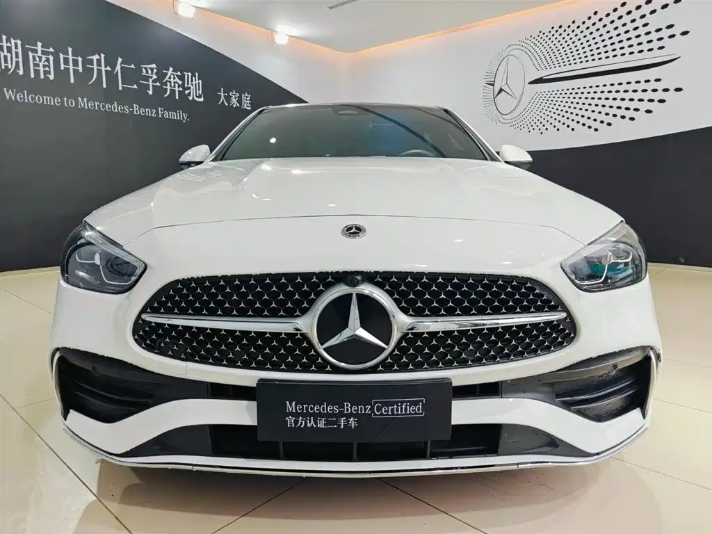 Mercedes-Benz C-Class 2023 — фото 2