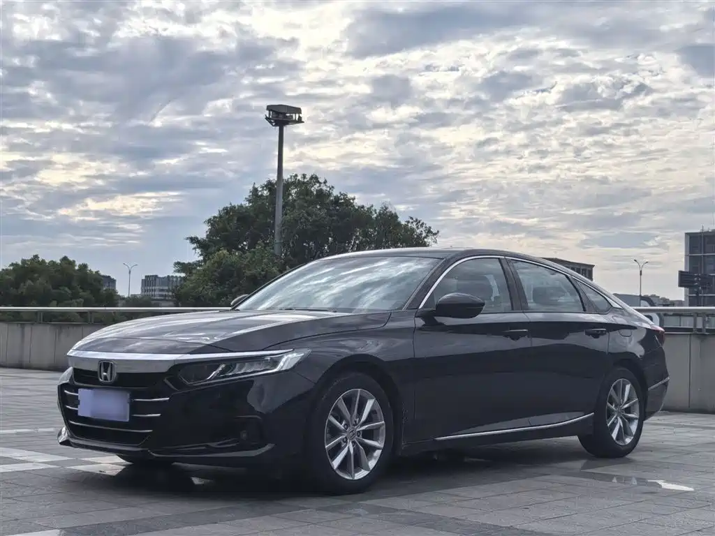 Honda Accord 2022 — фото 2