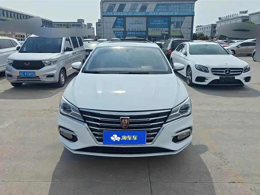 Roewe i5 2019