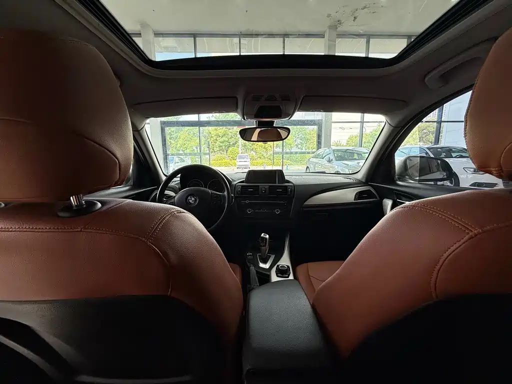BMW 1 Series 2014 — фото 16