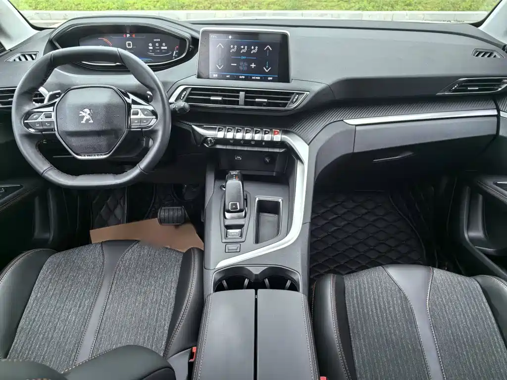 Peugeot 5008 2018 — фото 17