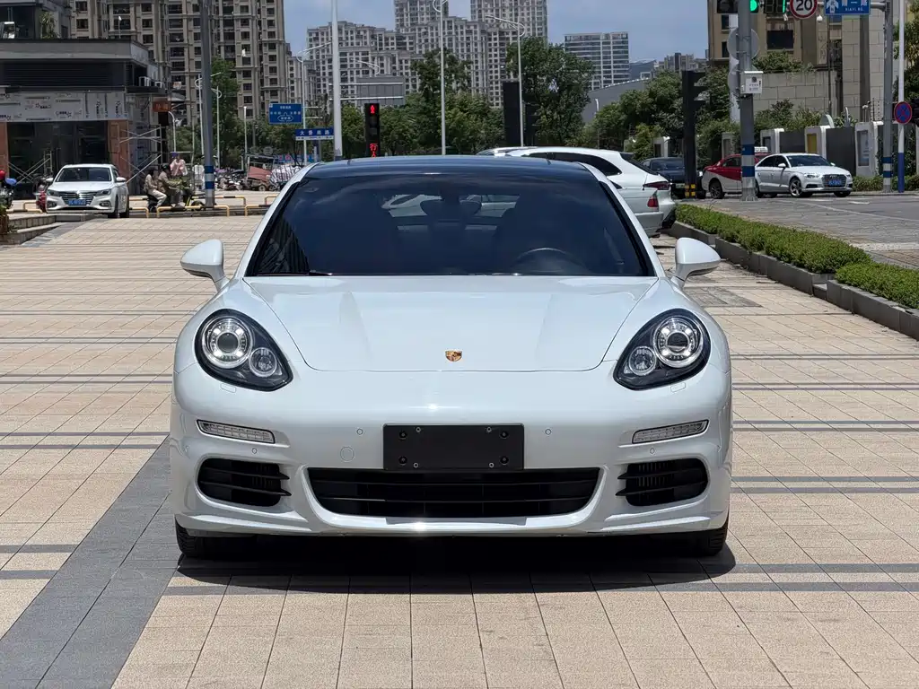 Porsche Panamera 2016 — фото 2