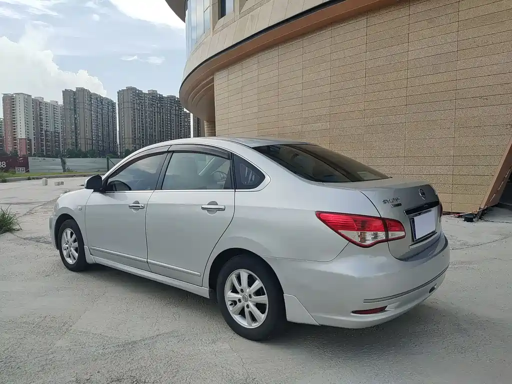 Nissan Sylphy 2015 — фото 7