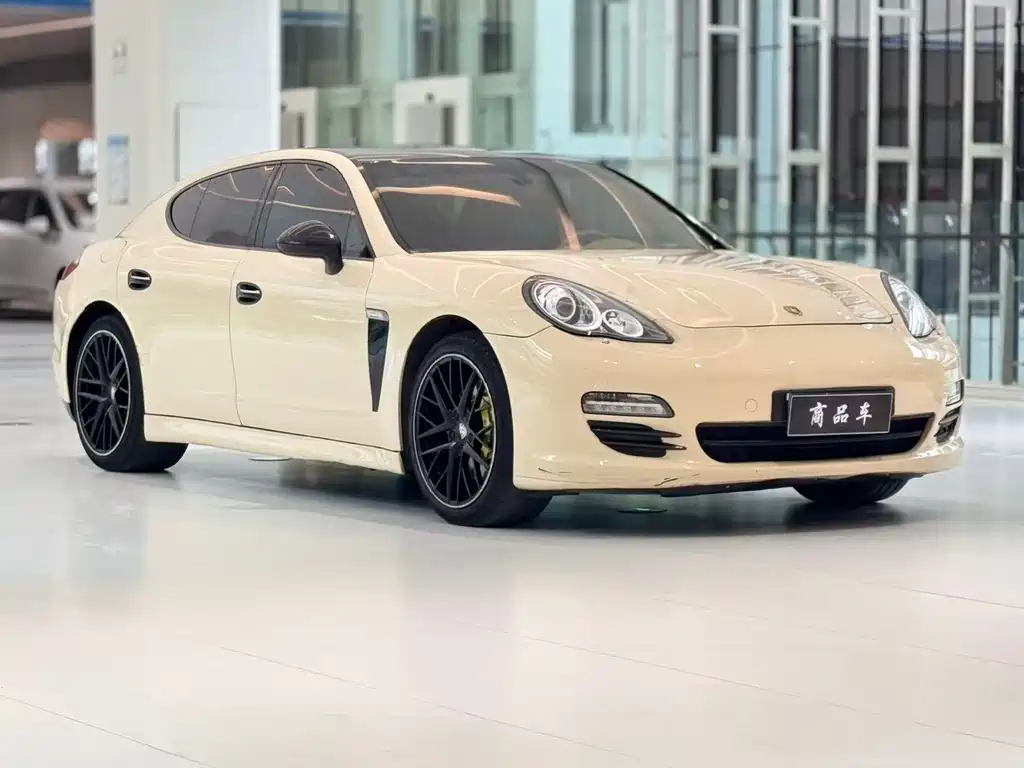 Porsche Panamera 2011