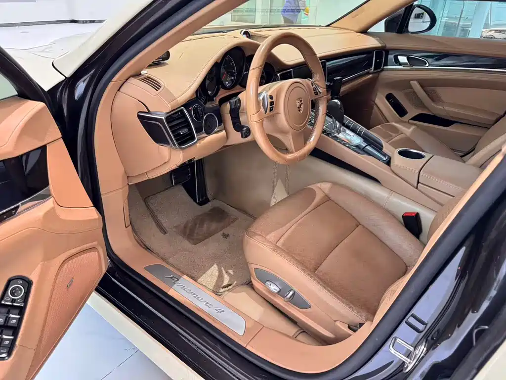 Porsche Panamera 2011