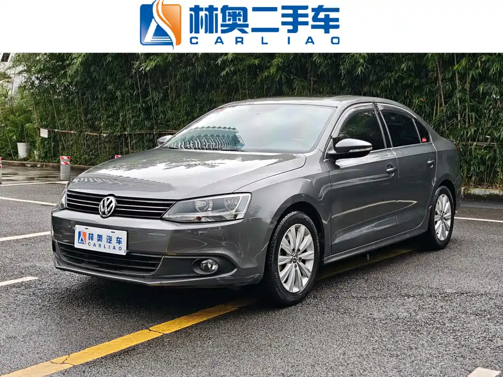 Volkswagen Sagitar 2014