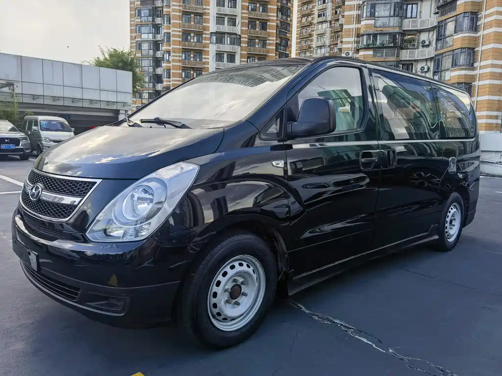 Hyundai H-1 2014