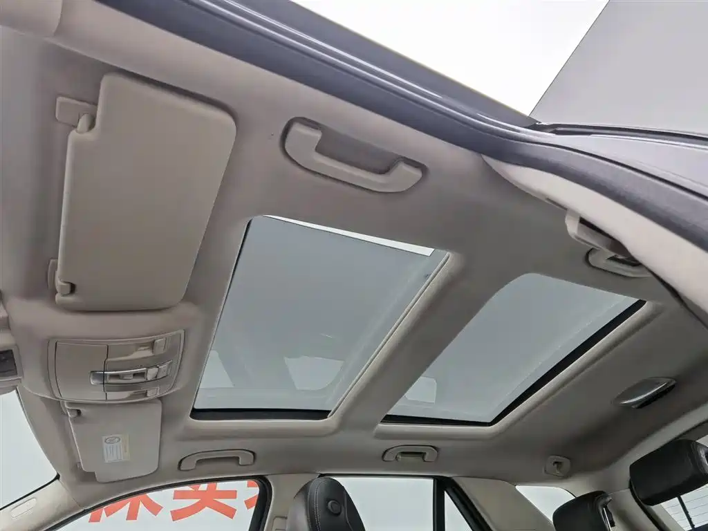 Mercedes-Benz GLE 2015 — фото 14
