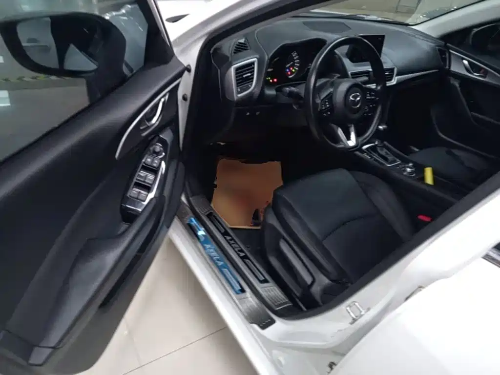 Mazda 3 Angkesela 2019 — фото 15