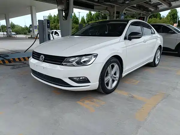 Volkswagen Lamando 2015