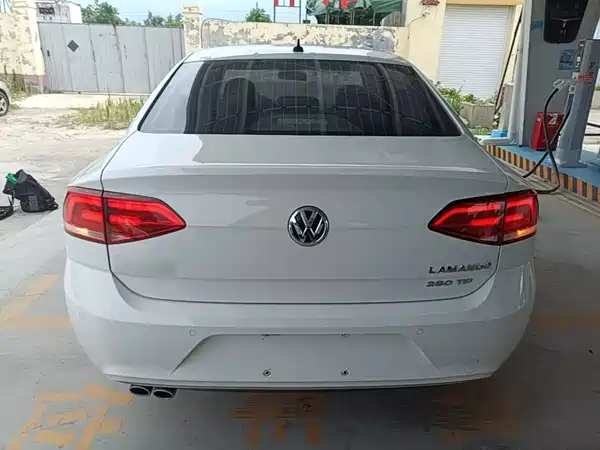 Volkswagen Lamando 2015