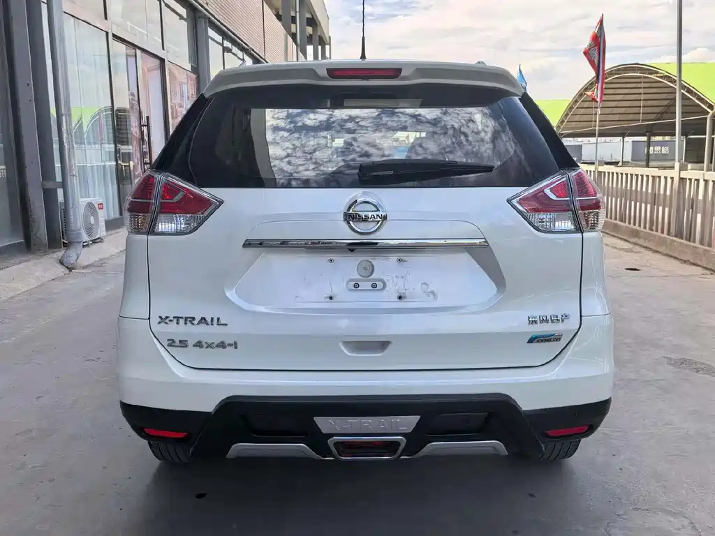 Nissan X-Trail 2016