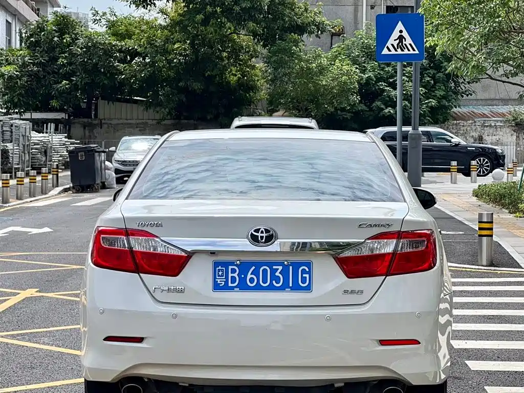 Toyota Camry 2013