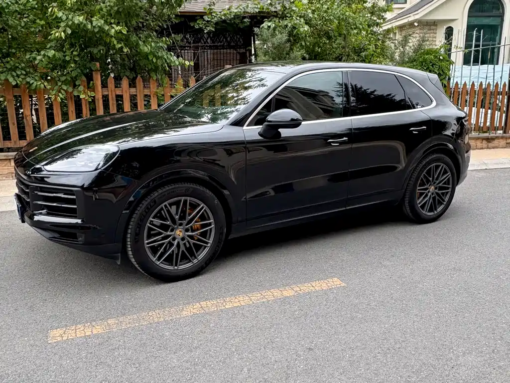Porsche Cayenne 2024