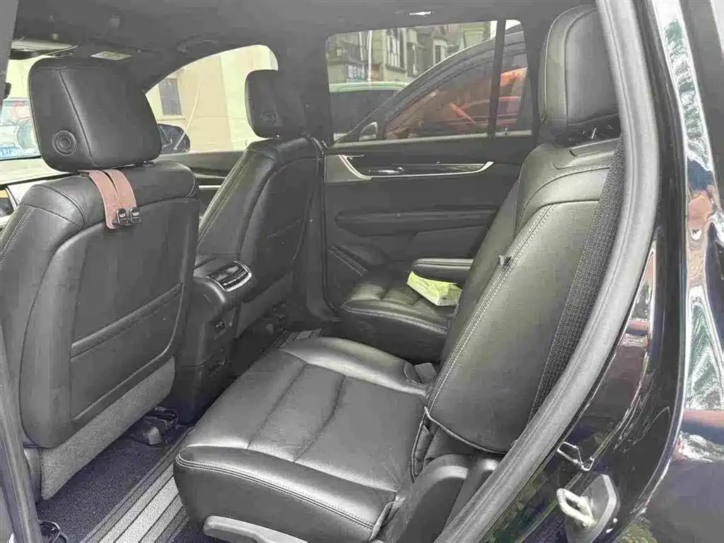 Cadillac XT6 2023