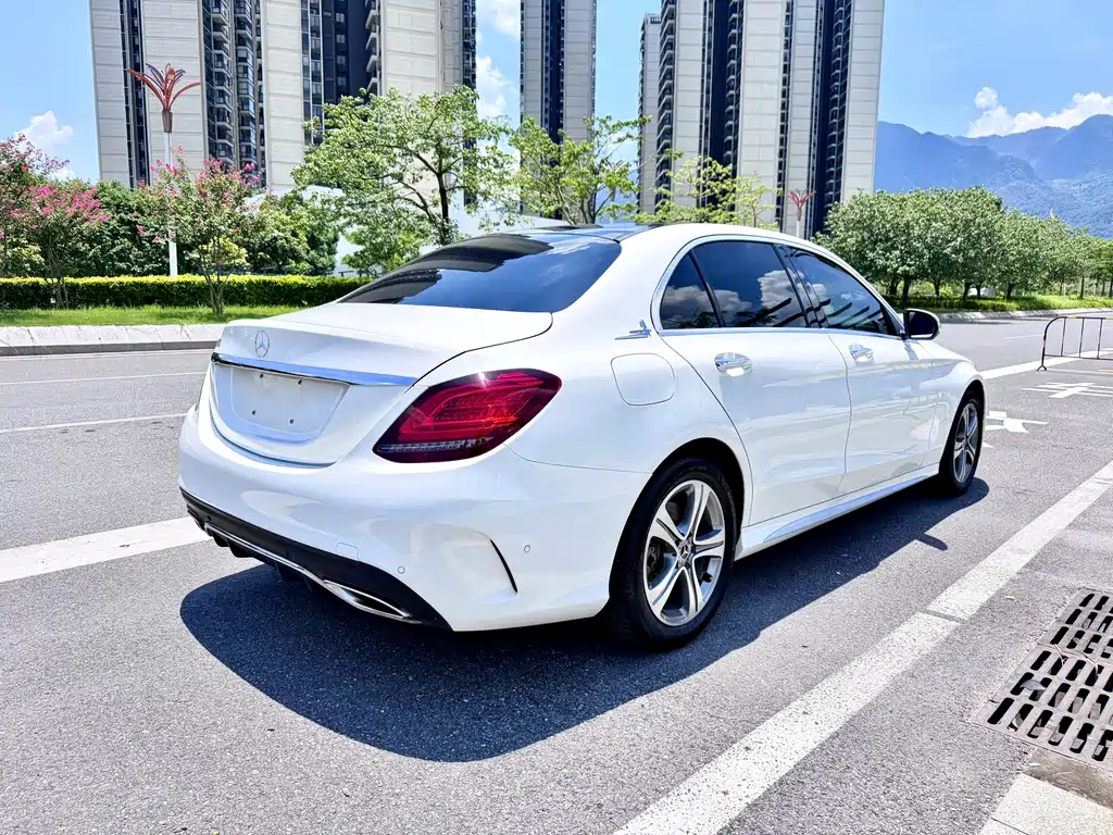 Mercedes-Benz C-Class 2019