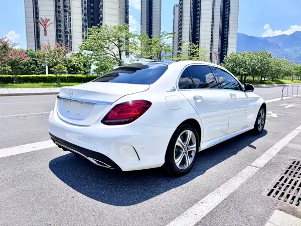 Mercedes-Benz C-Class 2019
