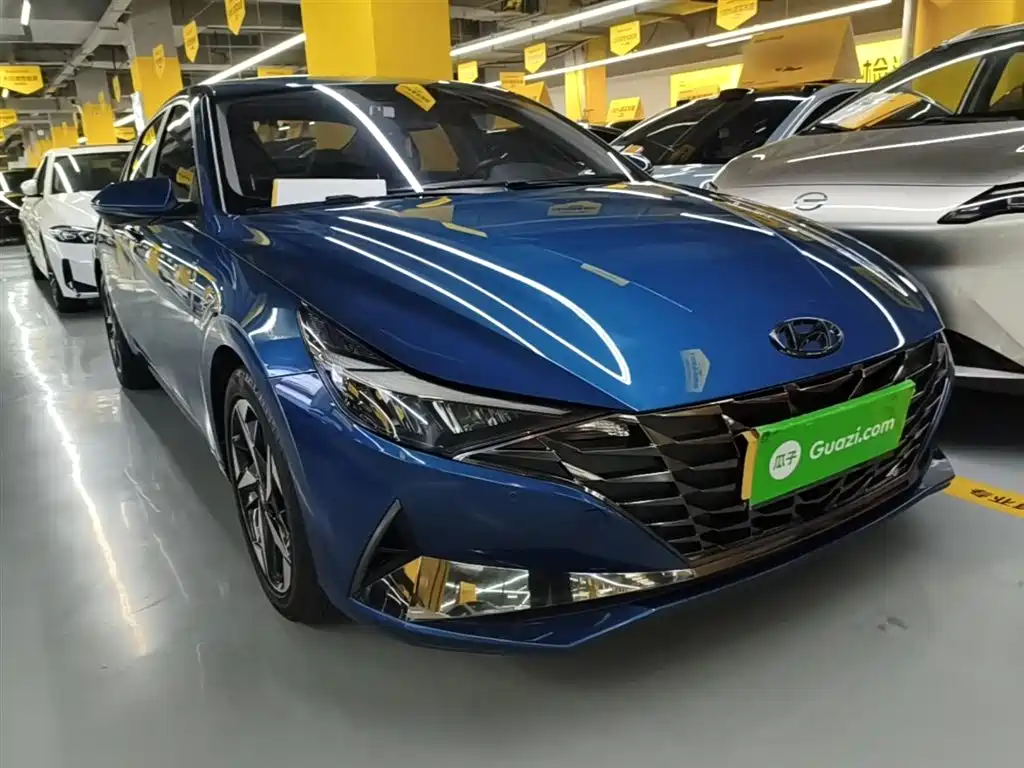 Hyundai Elantra 2022 — фото 4