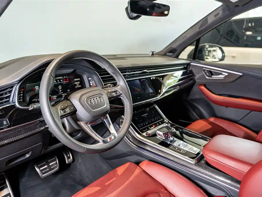 Audi SQ7 2024 — фото 6