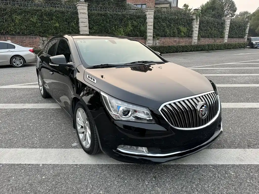 Buick LaCrosse 2015 — фото 3