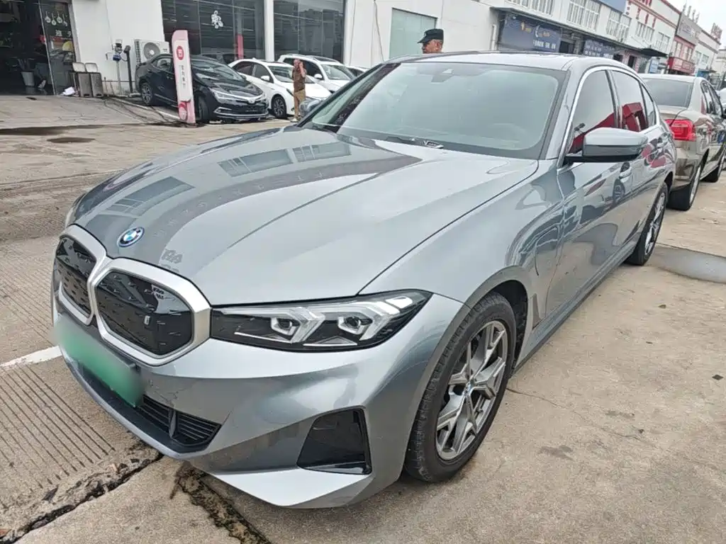 BMW i3 2024