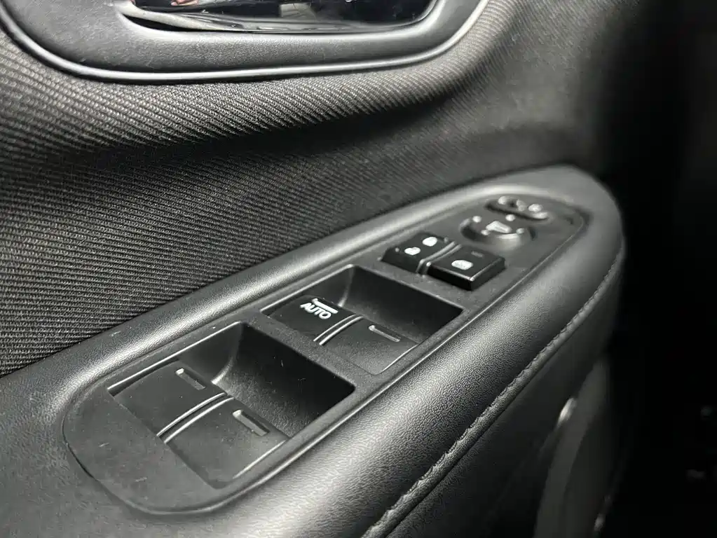 Honda Vezel 2021 — фото 11