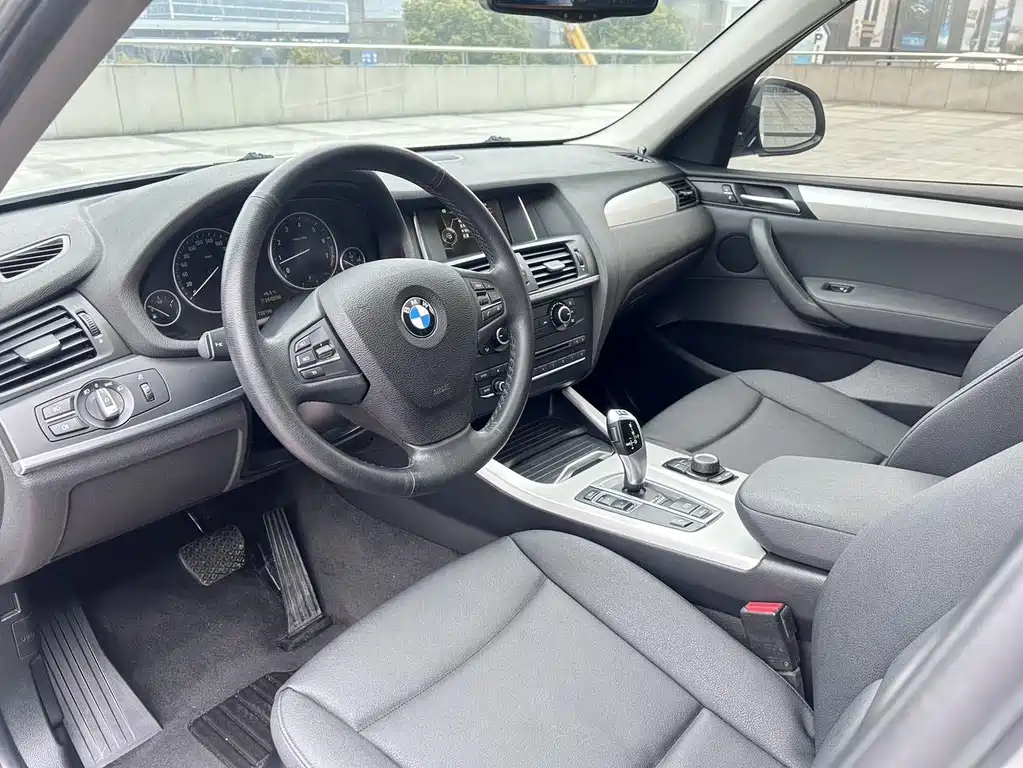 BMW X3 2018 — фото 9